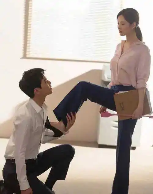 西檬之家Brat在字母圈中的角色与魅力解析-西檬之家